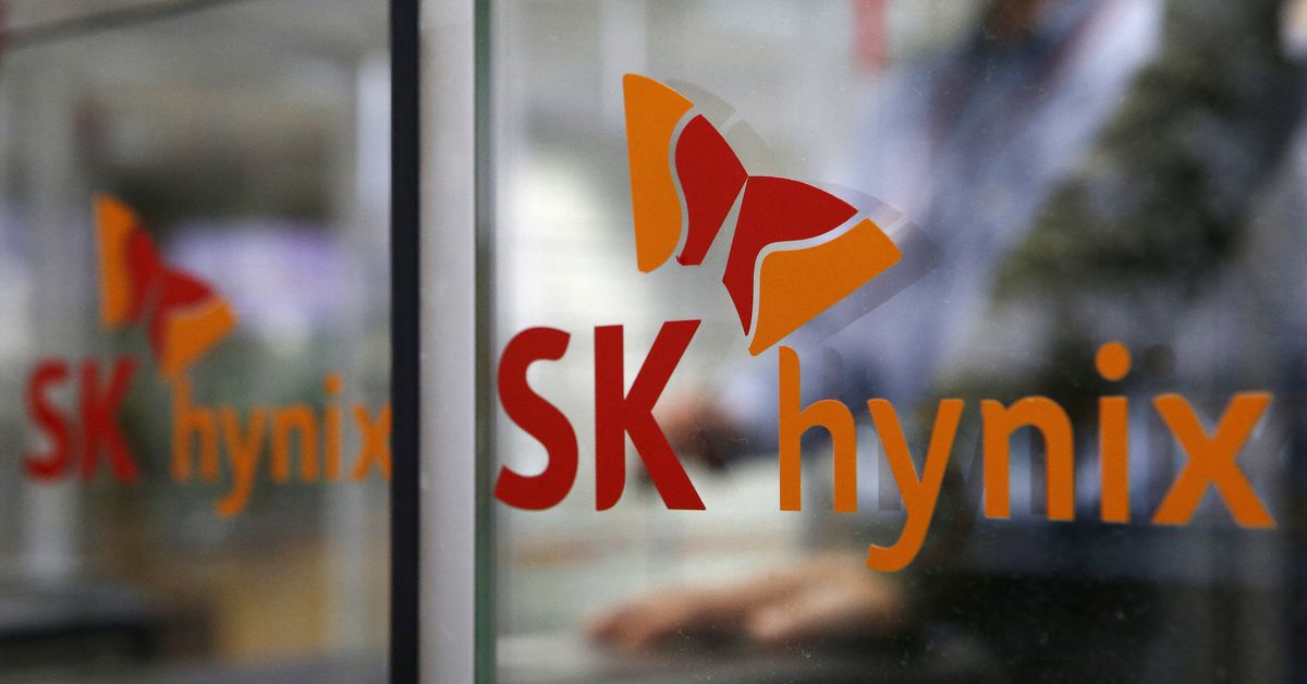 SK Hynix Q1 profit jumps on server chip demand, but mobile chip demand eases
